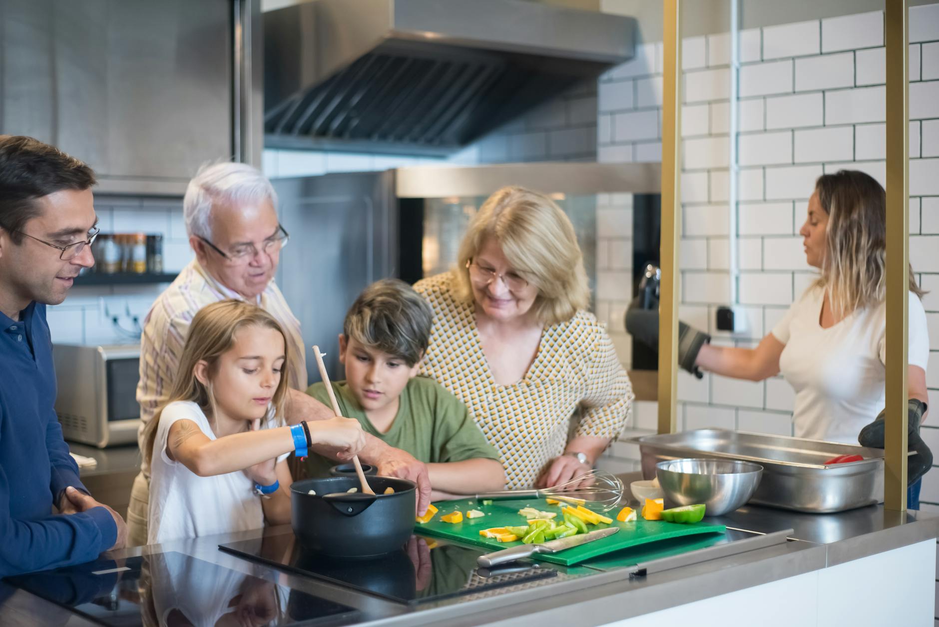 Why Kids Around Age 6 Get So Frustrated When They Can’t Do Things Themselves — and How Parents Can Help